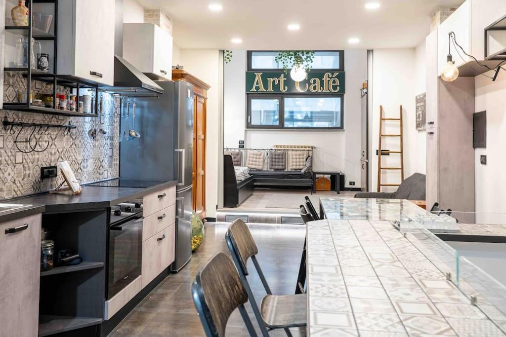 Art Cafe Tulipani Mailand